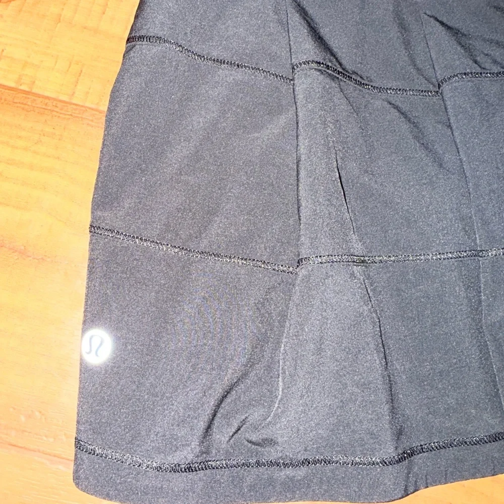 Pristine Lululemon Black Pace Rival Skirt *4-way Stretch 2 Size:8 - Picture 9 of 14